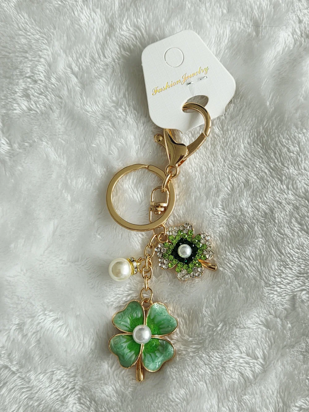 Gold-Tone Green Four-Leaf Clover Keychain with Pearl Charm Gorgeous Bag Vharm